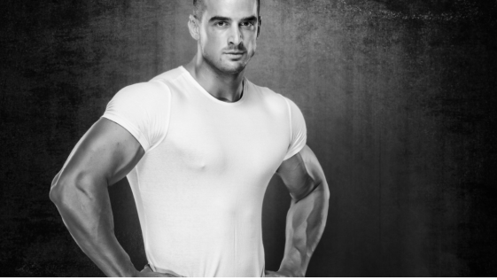 5 Ways to Flex Your Physique: Dressing for a Muscular Build