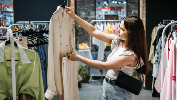 Sustainable Clothing Budget: Ultimate Smart Shopping Tips